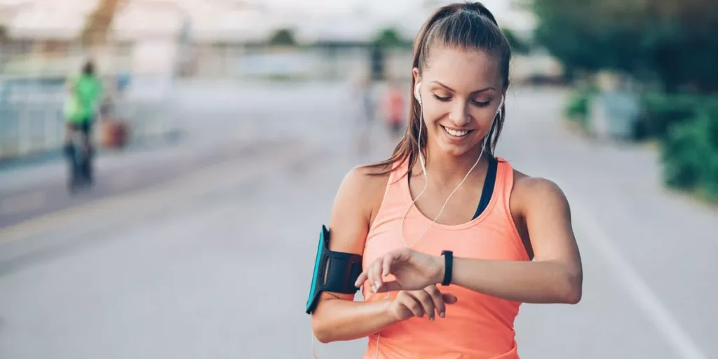Stylish Wearable Tech for Women in 2024
